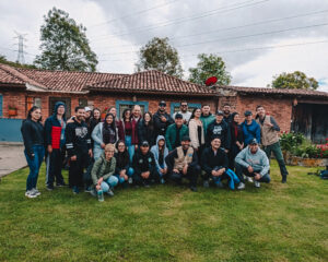 Asistentes a jornada de siembra 2025