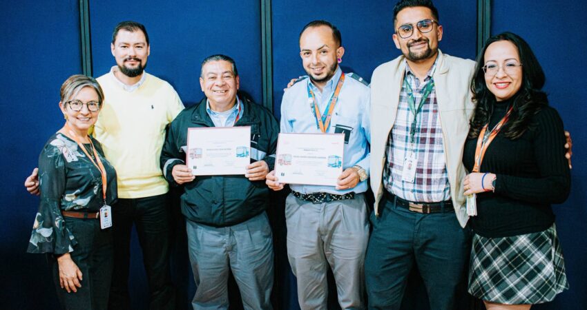 Colaboradores reconocidos